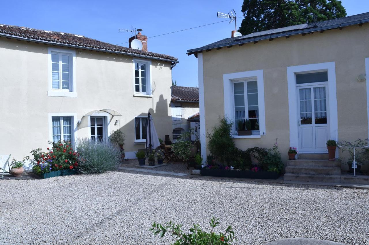 La Little School Chambres D'Hotes A Arcay Arcay  Exterior photo
